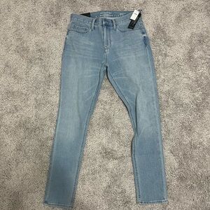 Brand New, Never Been Worn Before - Men’s Banana Republic Jeans in Size 30x30!